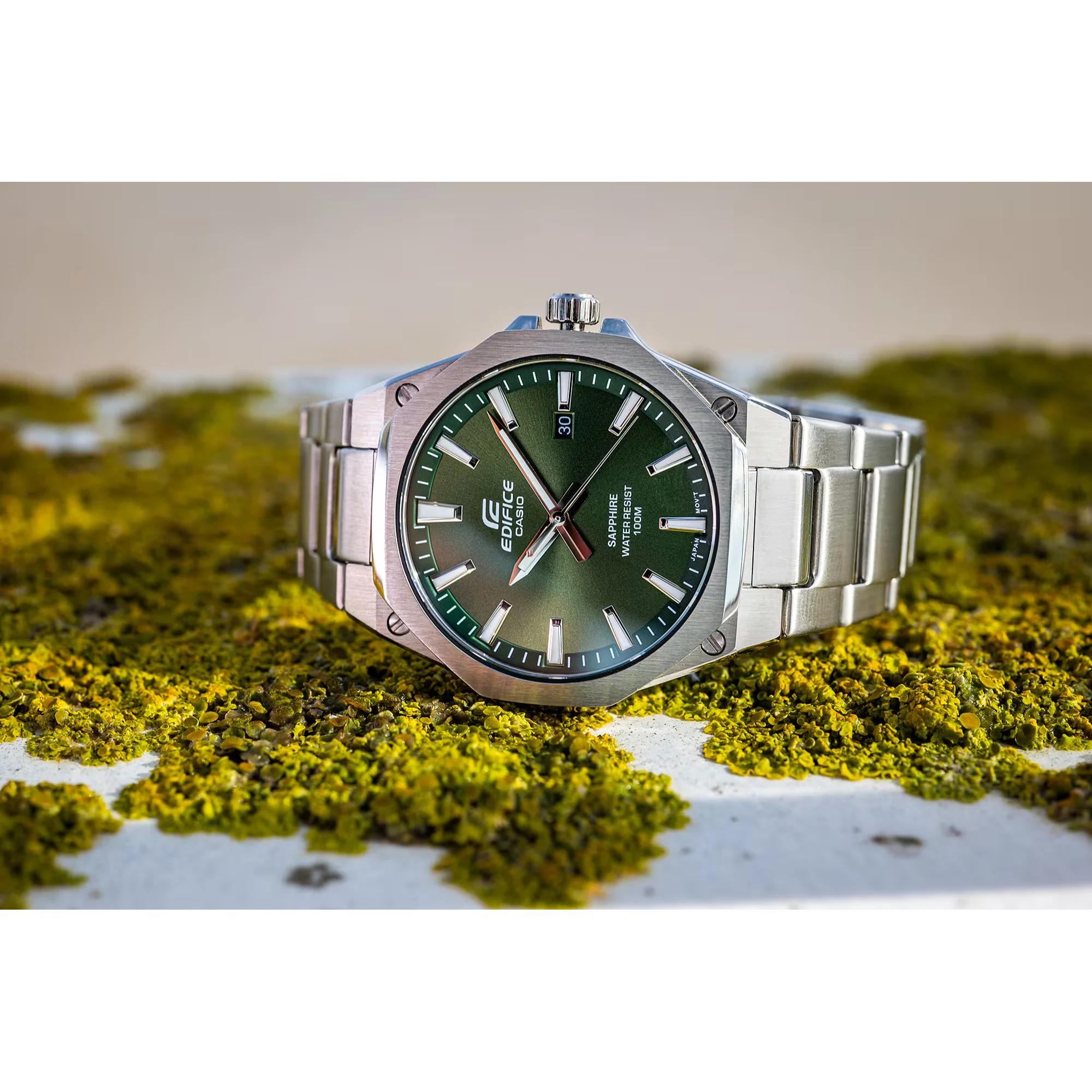 Casio Edifice Slim Analogue Green Dial Stainless Steel Bracelet Men's Watch EFR-S108D-3AVUEF - Image 5
