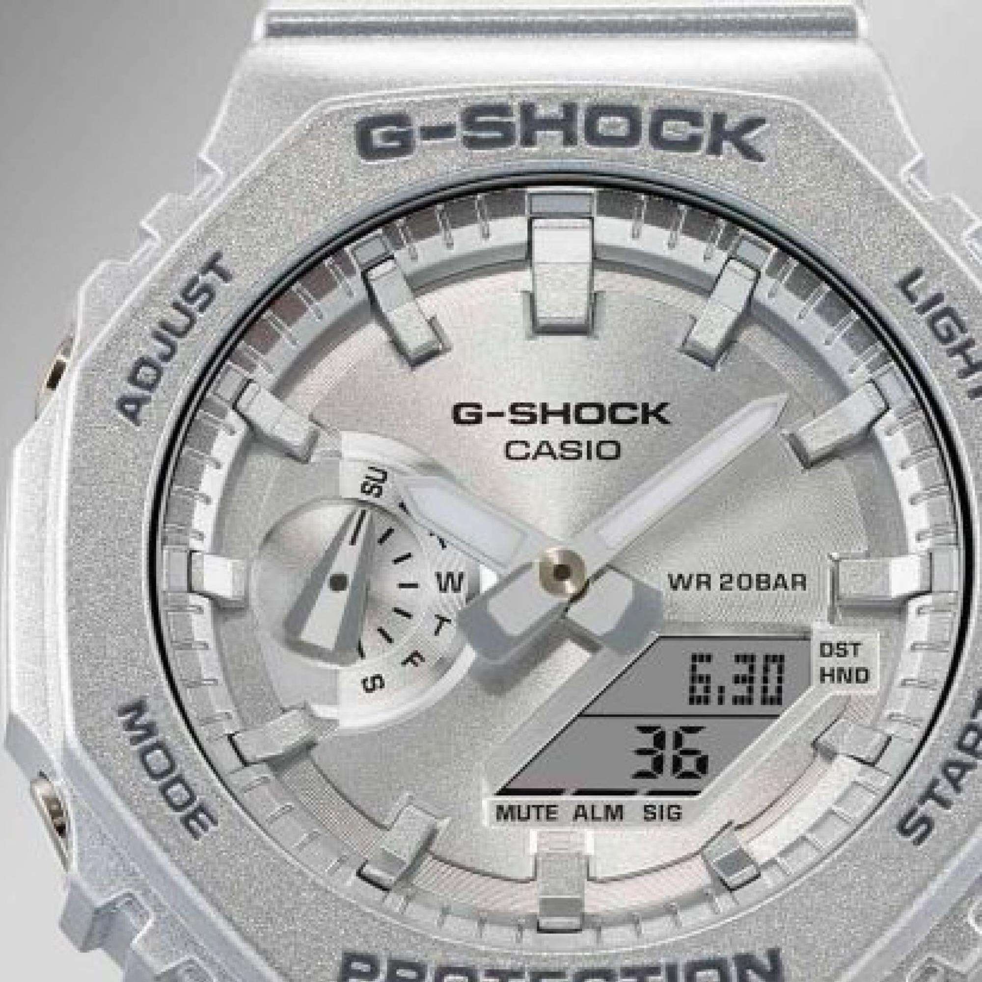 Casio G-Shock Classic Forgotten Future Silver Mens Watch GA-2100FF-8AER - Image 4