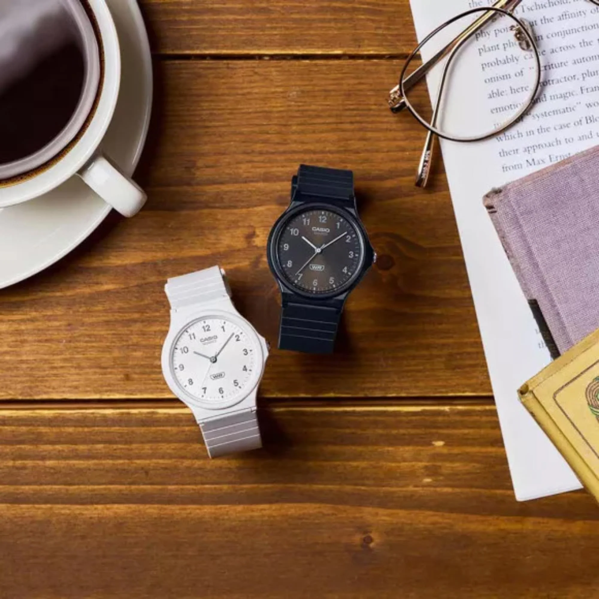 Casio POP Timeless Collection White Dial Resin Strap Unisex Watch MQ-24B-7BEF - Image 4