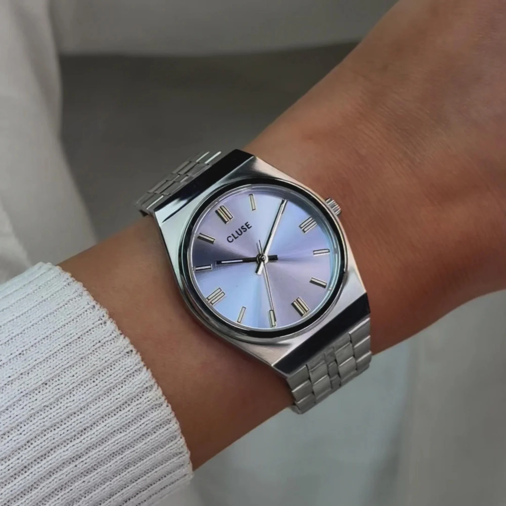 CLUSE Retro 70's Quartz Blue Dial Steel Strap Women's Watch CW35102 - Image 3