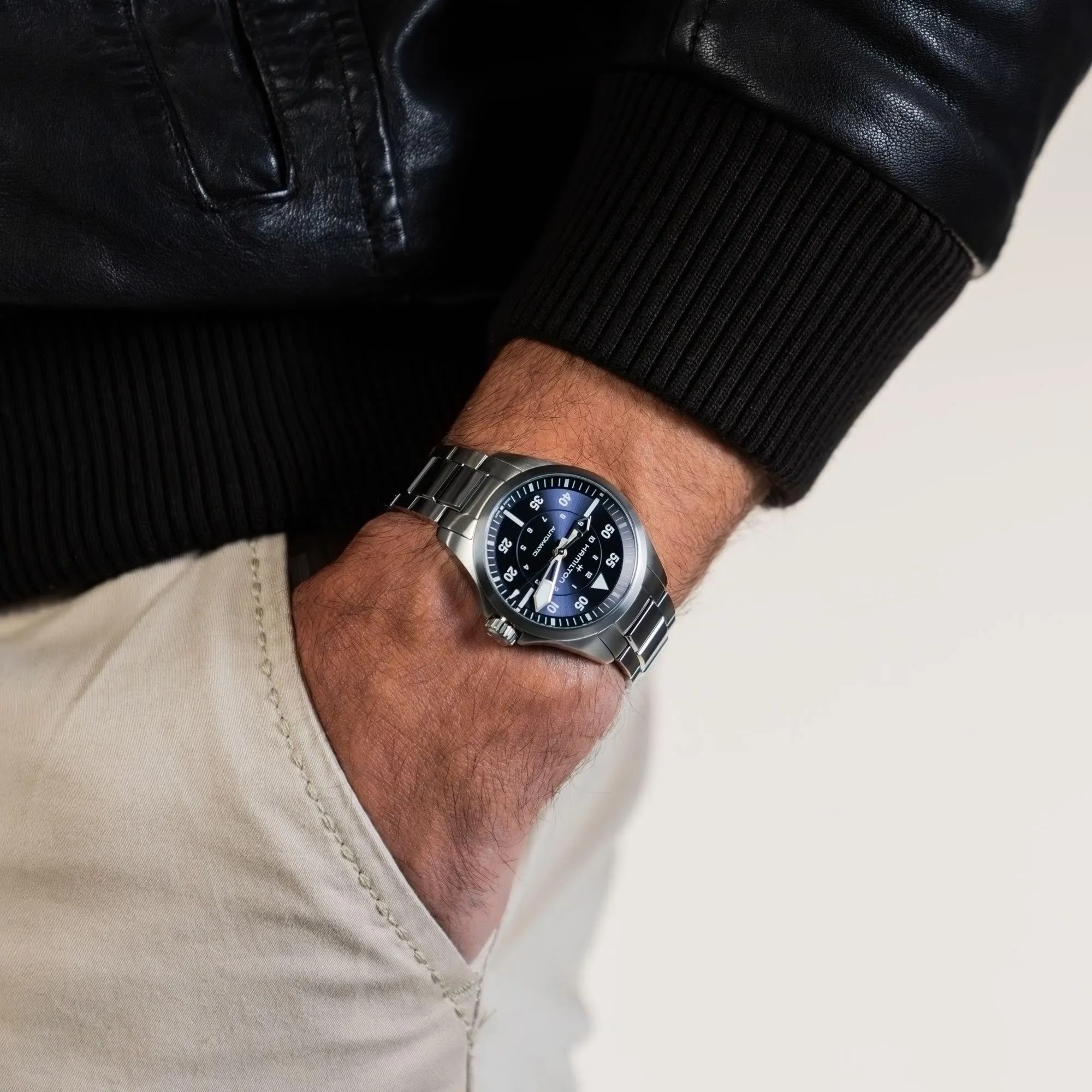 Hamilton Khaki Aviation Pilot Automatic Blue Dial Steel Strap Unisex Watch H76215140 - Image 2