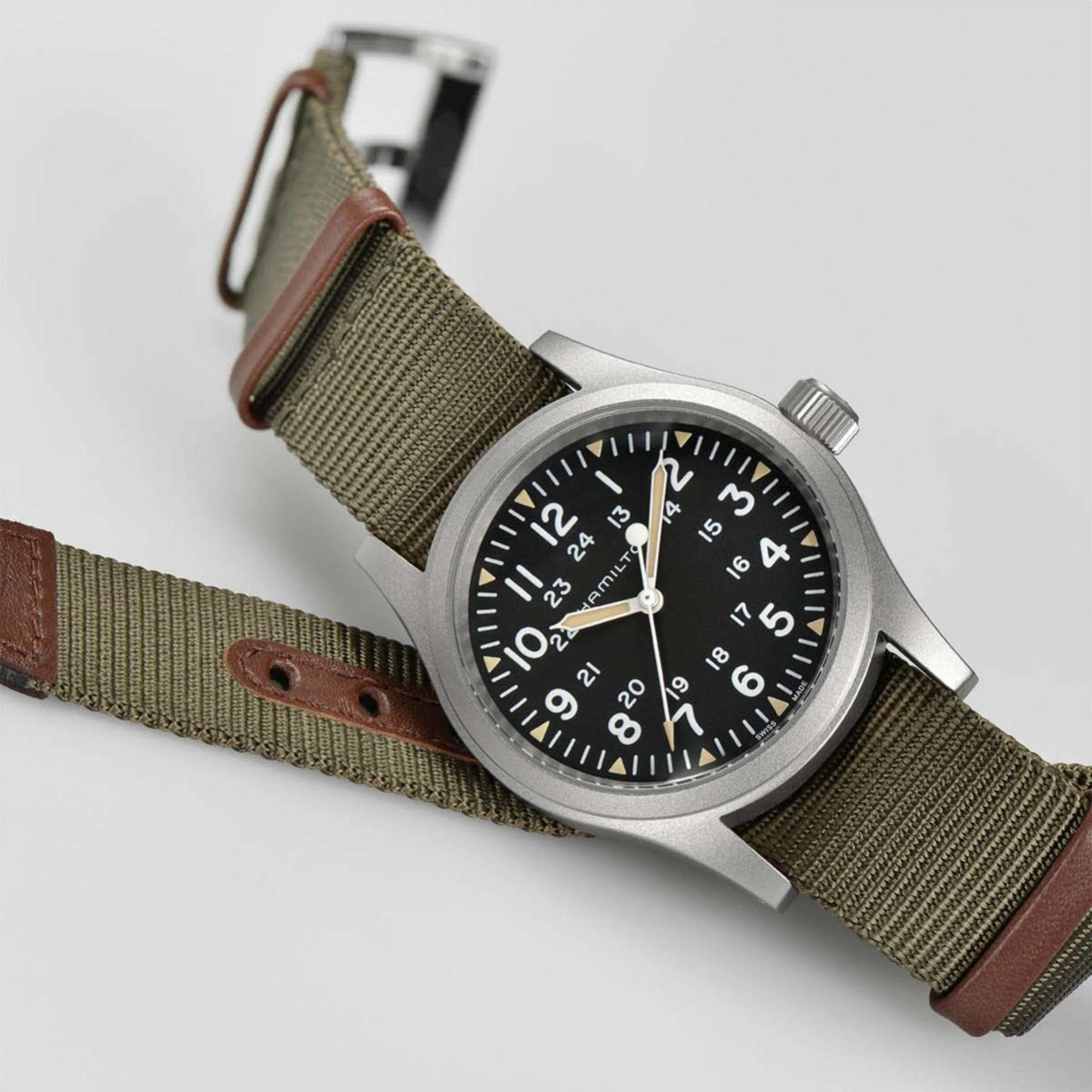 Hamilton Khaki Field 1960s Re-Creation Mechanical Black Dial Green NATO Strap Men's Watch H69439931 - Image 5