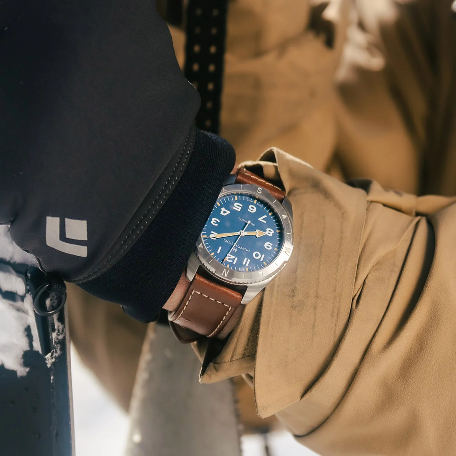 Hamilton Khaki Field Expedition Auto Blue Dial Brown Leather Strap Men's Watch H70315540 - Image 2