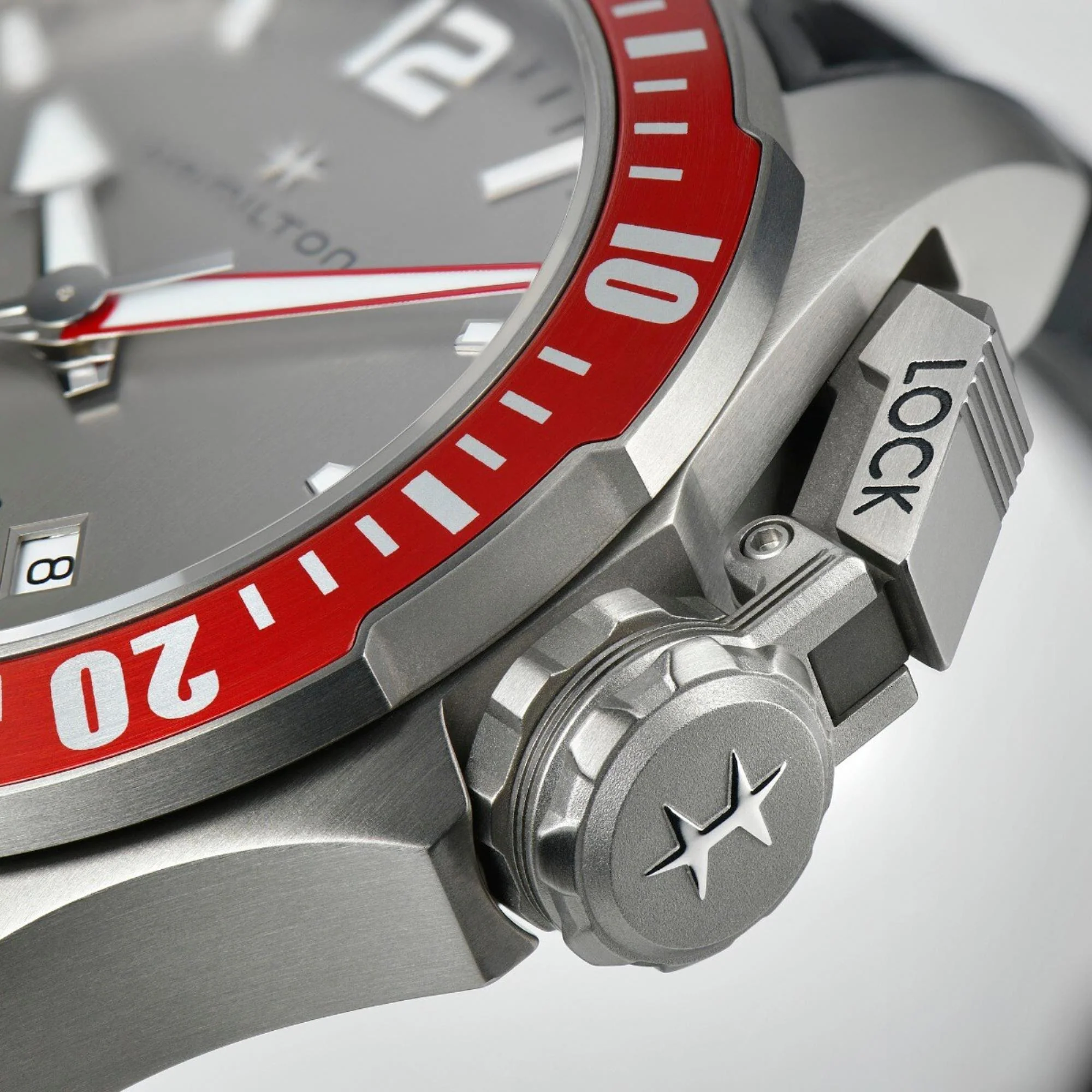 Hamilton Khaki Navy Frogman Titanium Automatic Grey Dial Red Bezel Black Rubber Strap Men's Watch H77805380 - Image 3