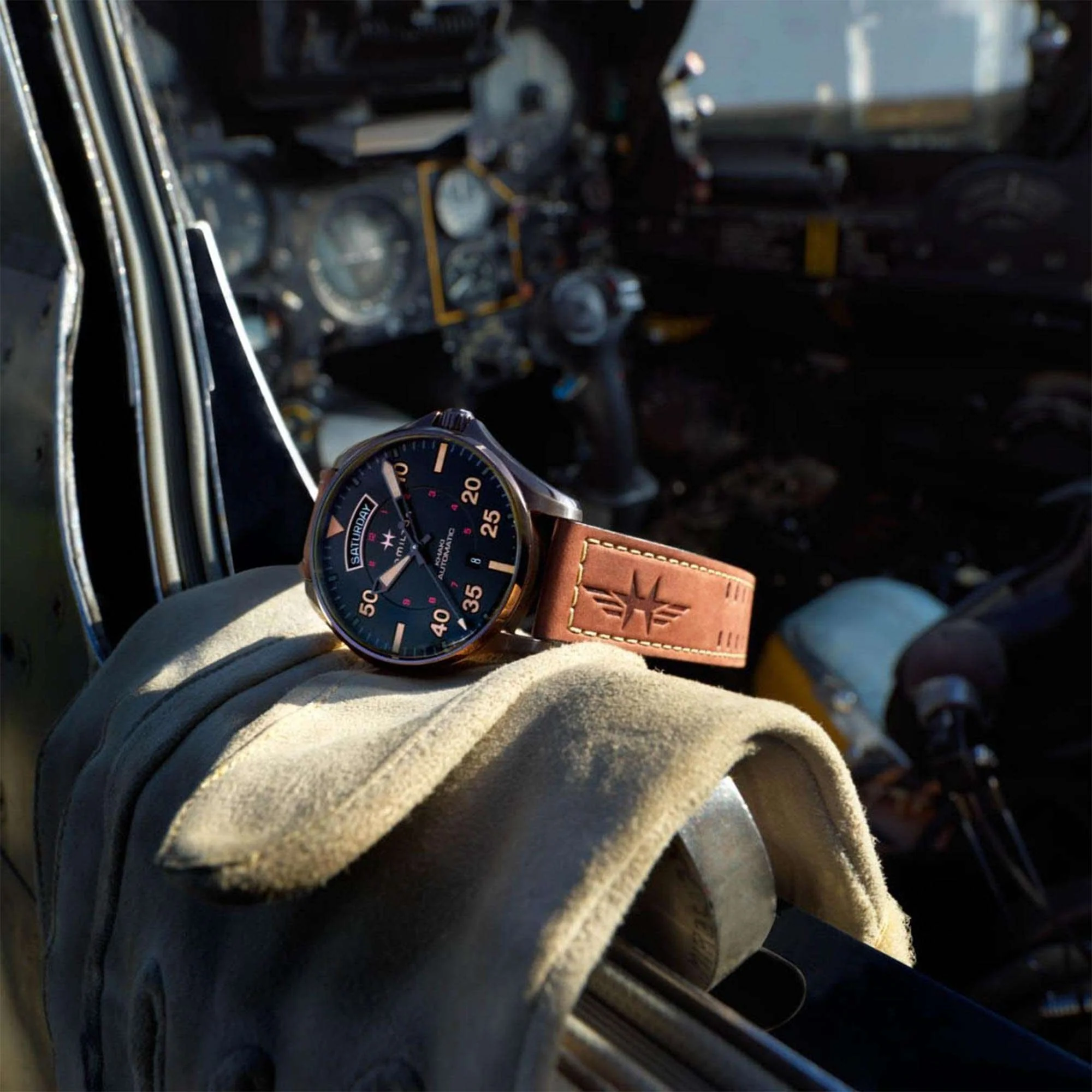 Hamilton Khaki Aviation Day Date Automatic Black Dial Brown Leather Men's Watch H64605531 - Image 7
