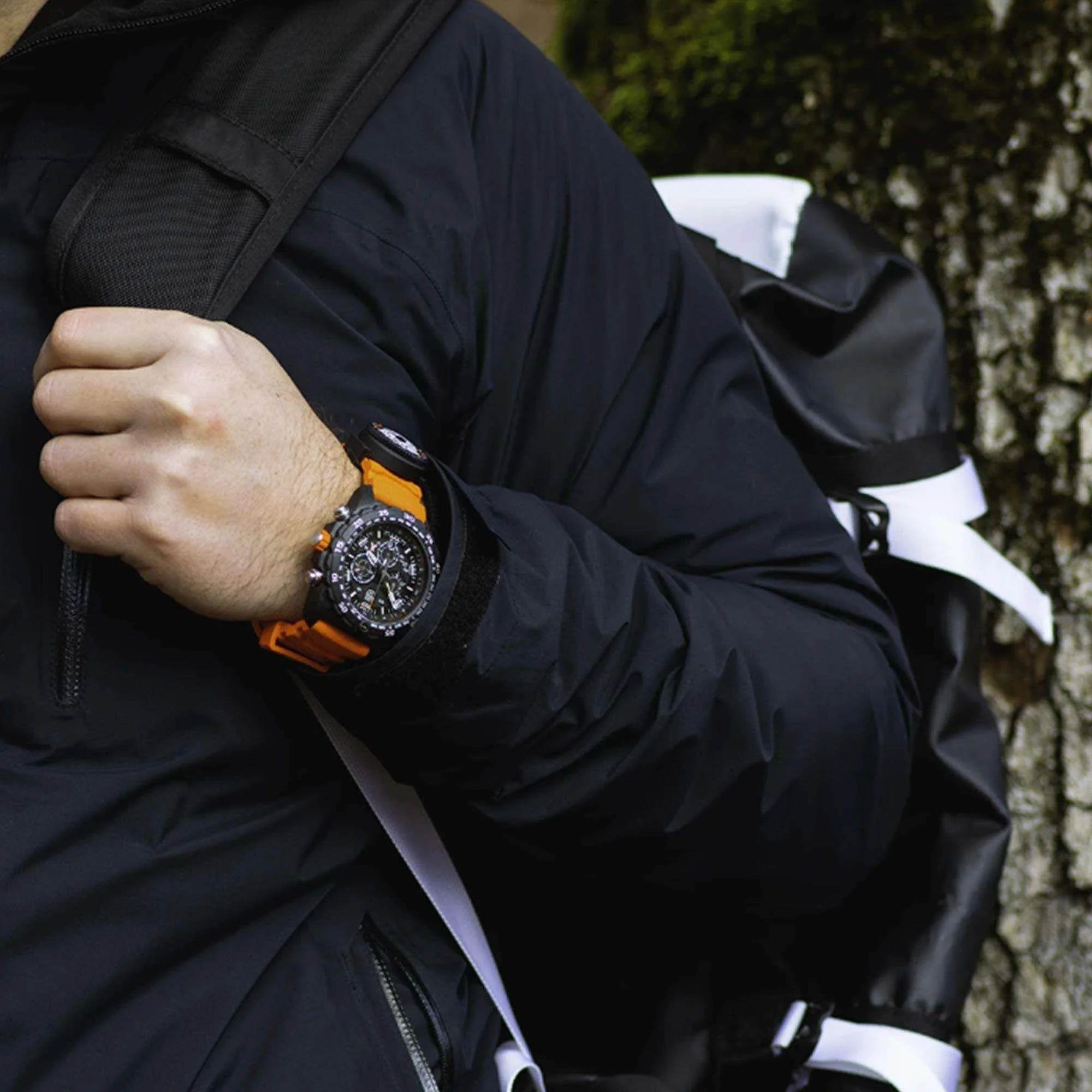 Luminox x Bear Grylls Survival MASTER 3749 Series Quartz Black Dial Rubber Strap Men's Watch XB.3749 - Image 13