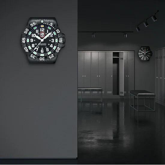Luminox Luxury Large Luminous Wall Clock Black XL.BIG.40 - Image 3