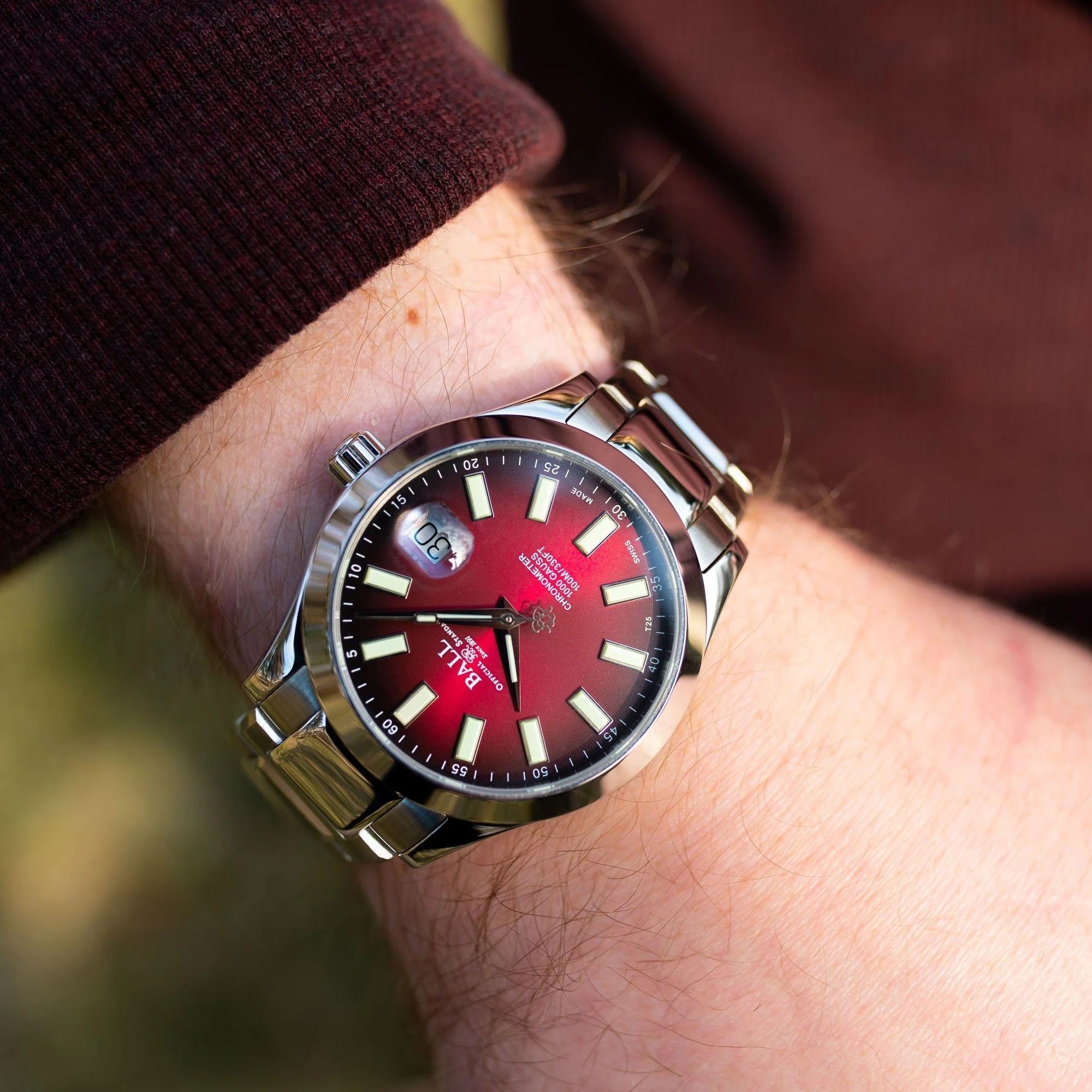 Ball Engineer III Marvelight Chronometer Automatic Red Dial Stainless Steel Bracelet Mens Watch NM9026C-S6CJ-RD - Image 9