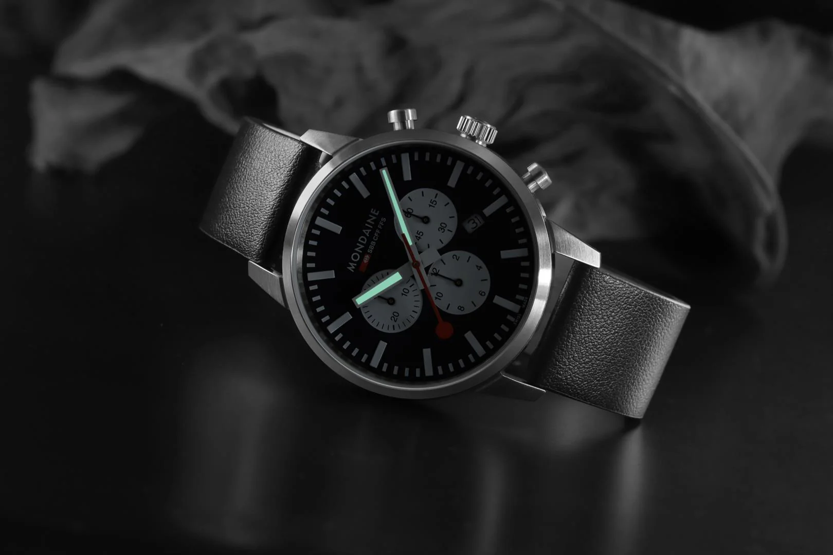 Mondaine Neo Chrono Black Dial Leather Strap Men's Watch MSD.41420.LBV - Image 8