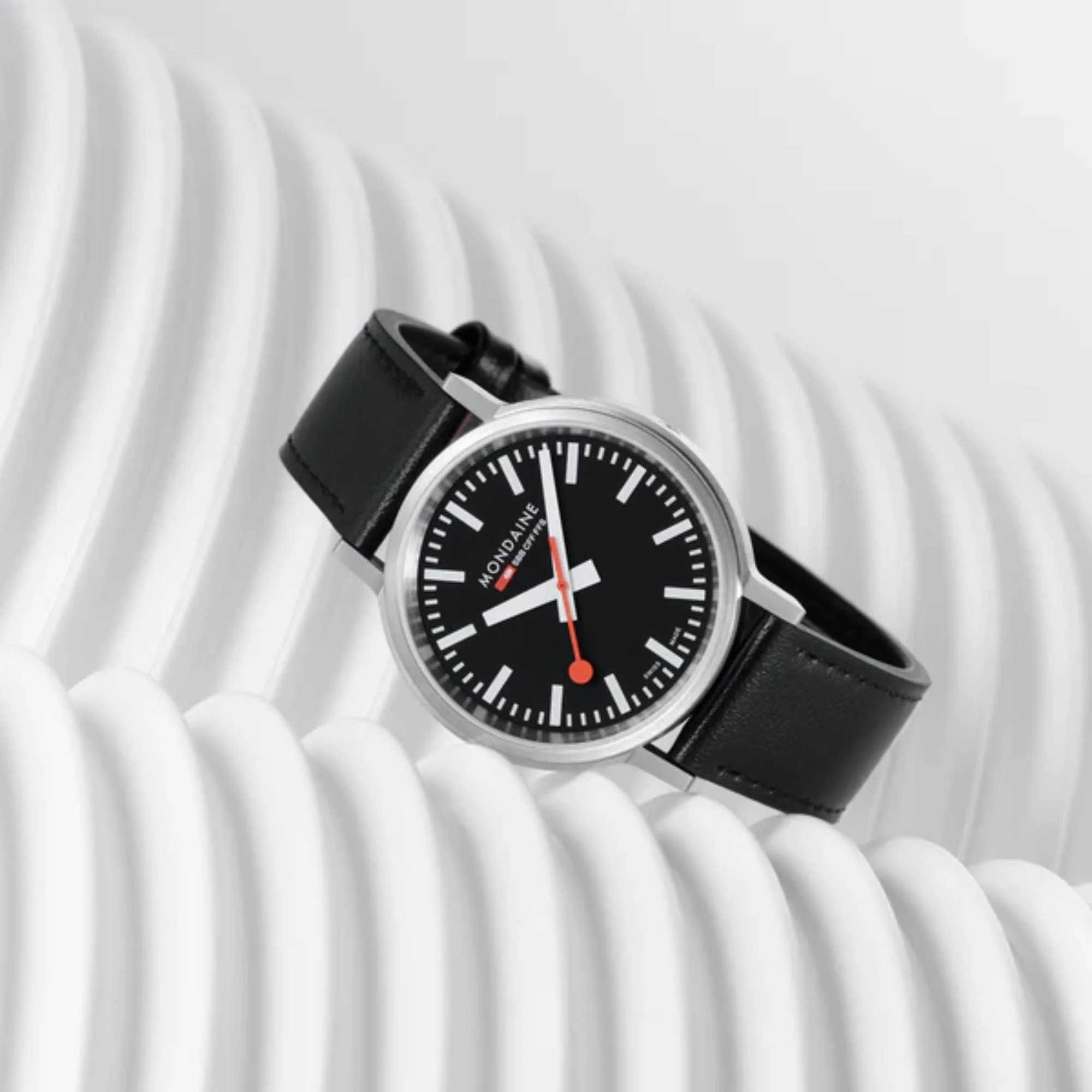 Mondaine stop2go Quartz Black Dial Leather Strap Men's Watch MST.41020.LBV.2SE - Image 10