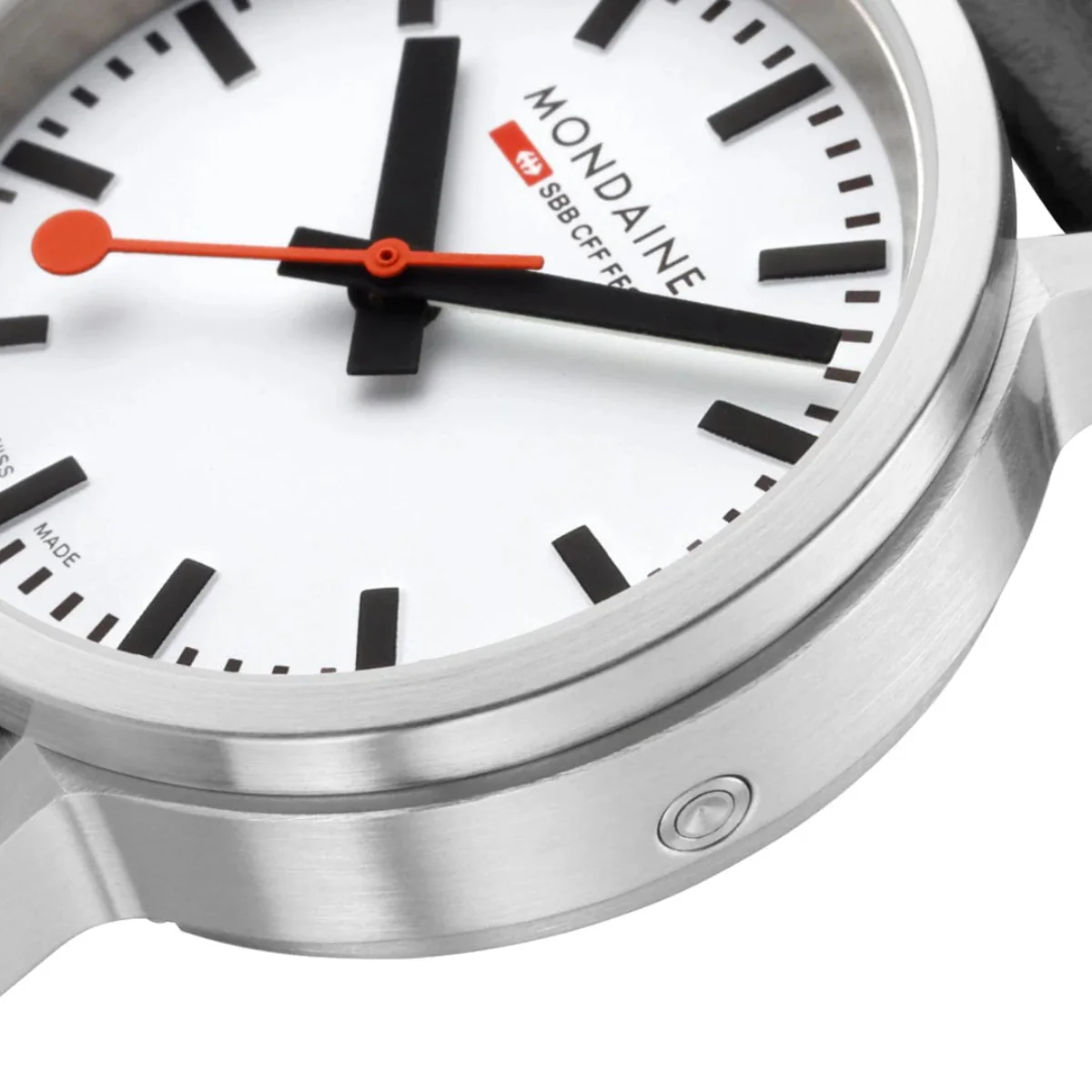 Mondaine stop2go Quartz White Dial Leather Strap Unisex Watch MST.3401B.LBV.SET - Image 5