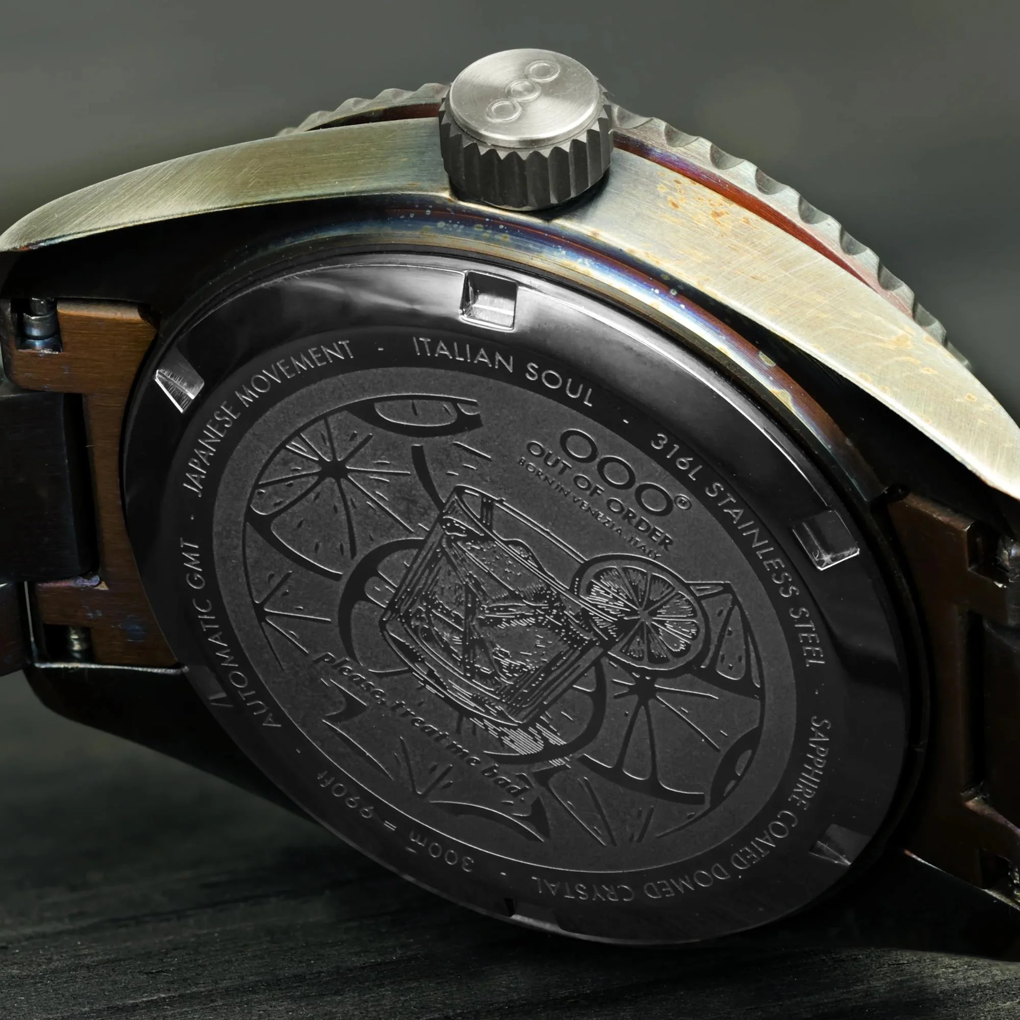 Out Of Order Negroni Shaker Automatic GMT Ultra-Distressed Orange Dial Steel Strap Men's Watch OOO.001-25.NE.BAND - Image 6