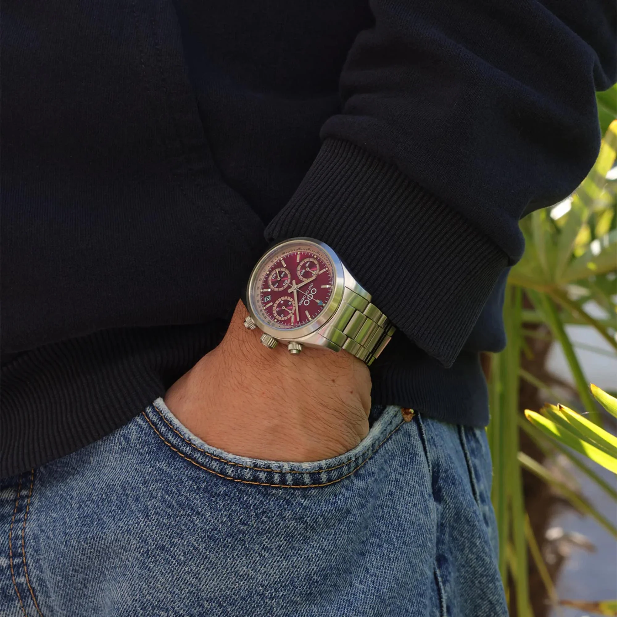 Out of Order Sporty Cronografo Ultra Brush Quartz Red Dial Steel Strap Unisex Watch OOO.001-23.RO.AC.SS - Image 2