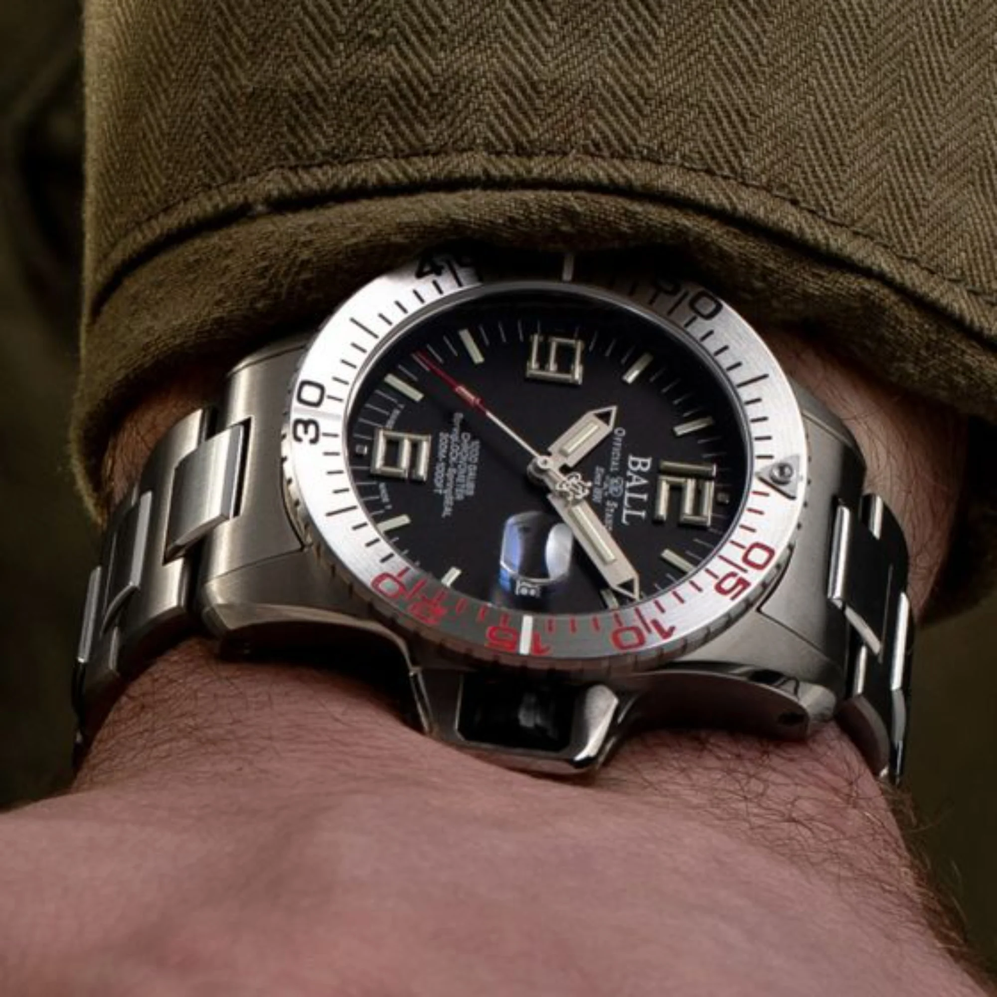 Ball Engineer Hydrocarbon EOD Limited Edition Automatic Black Dial Titanium/Steel Strap Men's Watch DM3200A-S1C-BK - Image 10