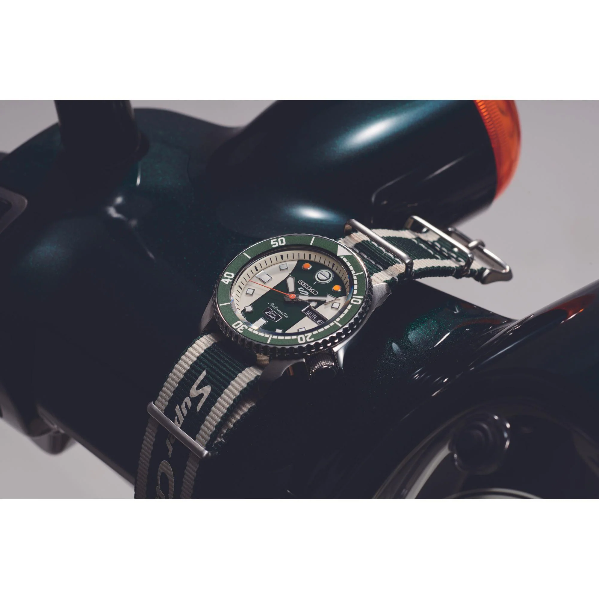 Seiko 5 Sports Honda Super Cub Automatic Multicoloured Dial Fabric NATO Strap Men's Watch SRPJ49K1 - Image 9