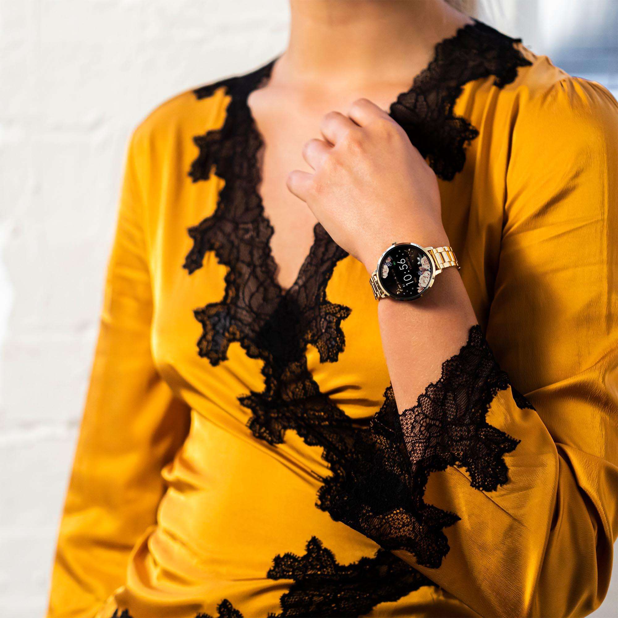 Reflex Active Series 03 Quartz Black Floral Gold PVD Stainless Steel Bracelet Ladies Smartwatch RA03-4008 - Image 3