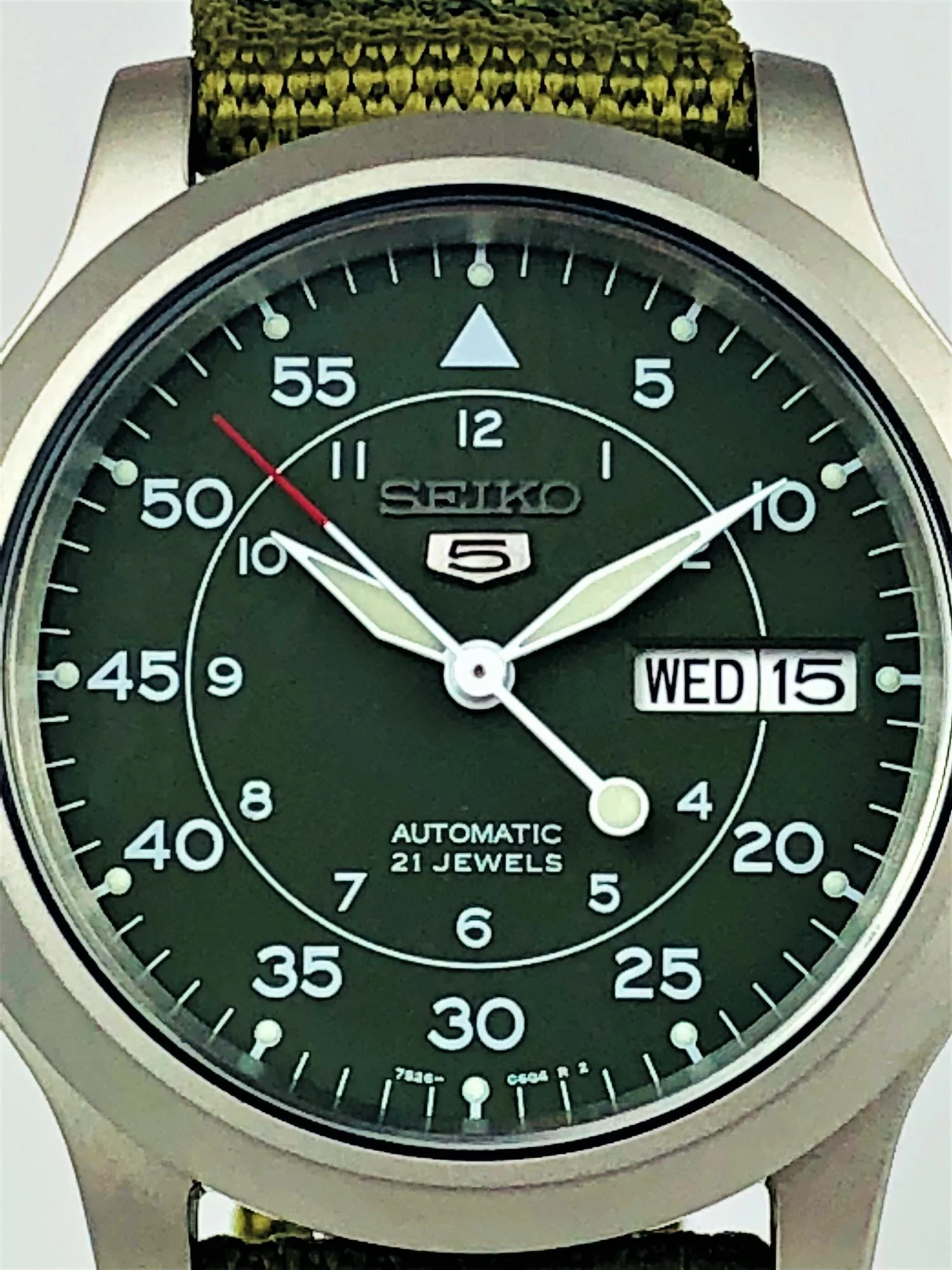 Seiko 5 Automatic Green Dial Men's Watch SNK805K2 - Image 2