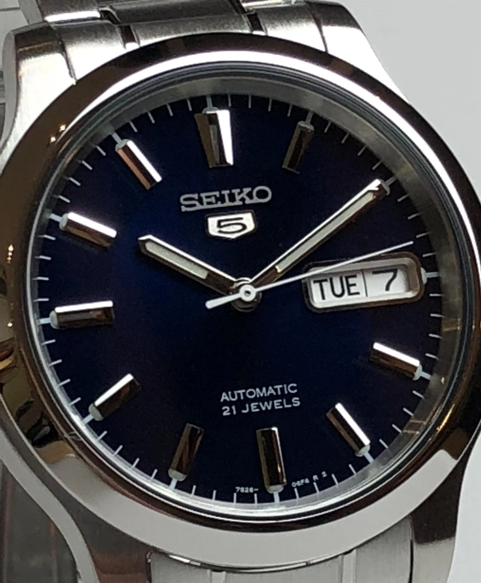Seiko 5 Classic Automatic Blue Dial Steel Bracelet Men's Watch SNK793K1 - Image 14