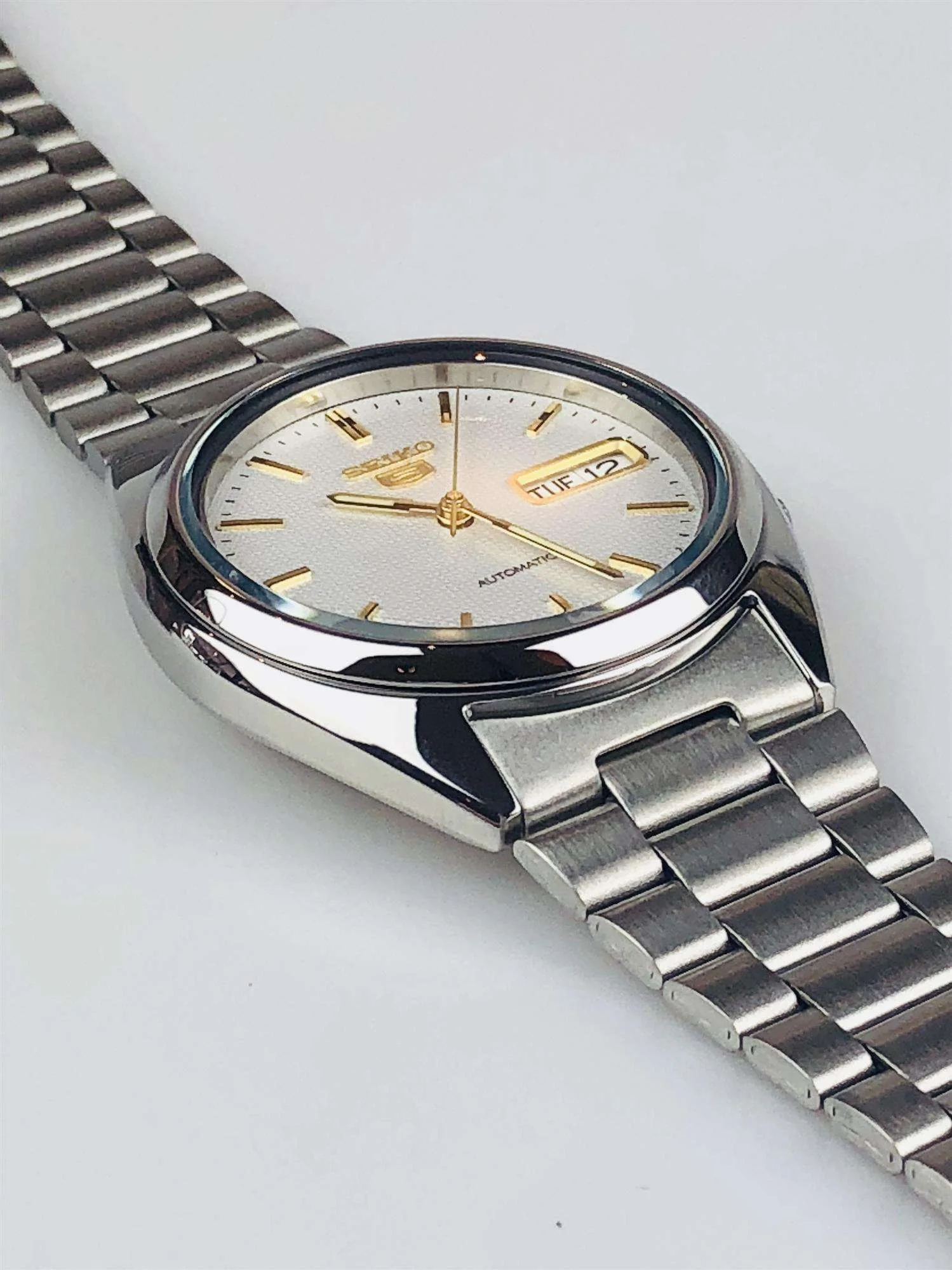 Seiko 5 Automatic White Dial Stainless Steel Bracelet Men's Watch SNXG47K1 - Image 7