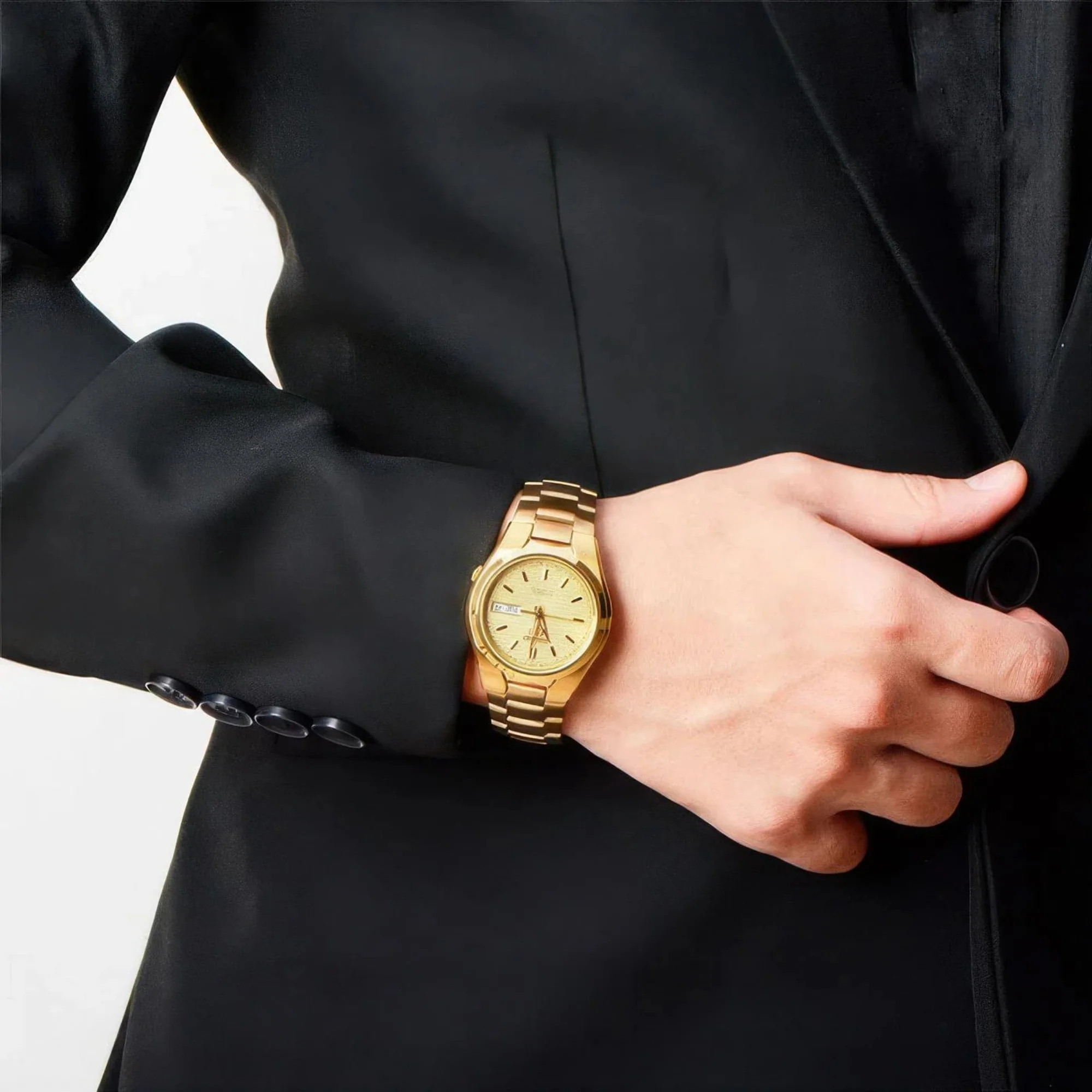 Seiko 5 Automatic Self Wind Gold Dial Gold PVD Steel Bracelet Men's Watch SNK610K1 - Image 2
