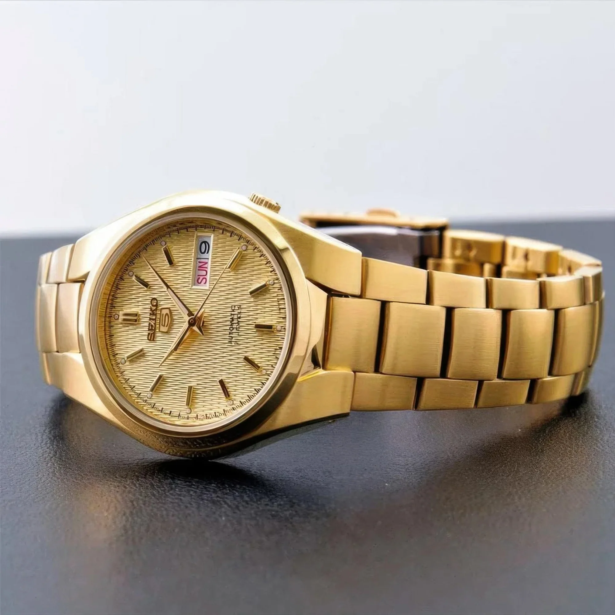 Seiko 5 Automatic Self Wind Gold Dial Gold PVD Steel Bracelet Men's Watch SNK610K1 - Image 3