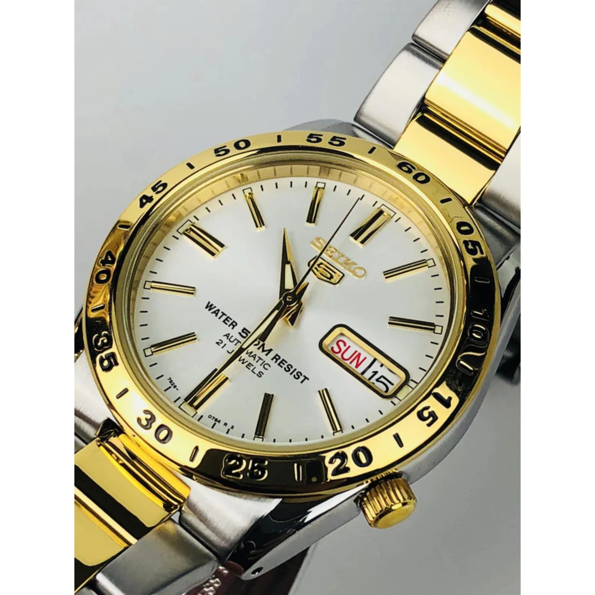 Seiko 5 Automatic White Dial Two Tone Gold/Silver Stainless Steel Men's Watch SNKE04K1 - Image 6