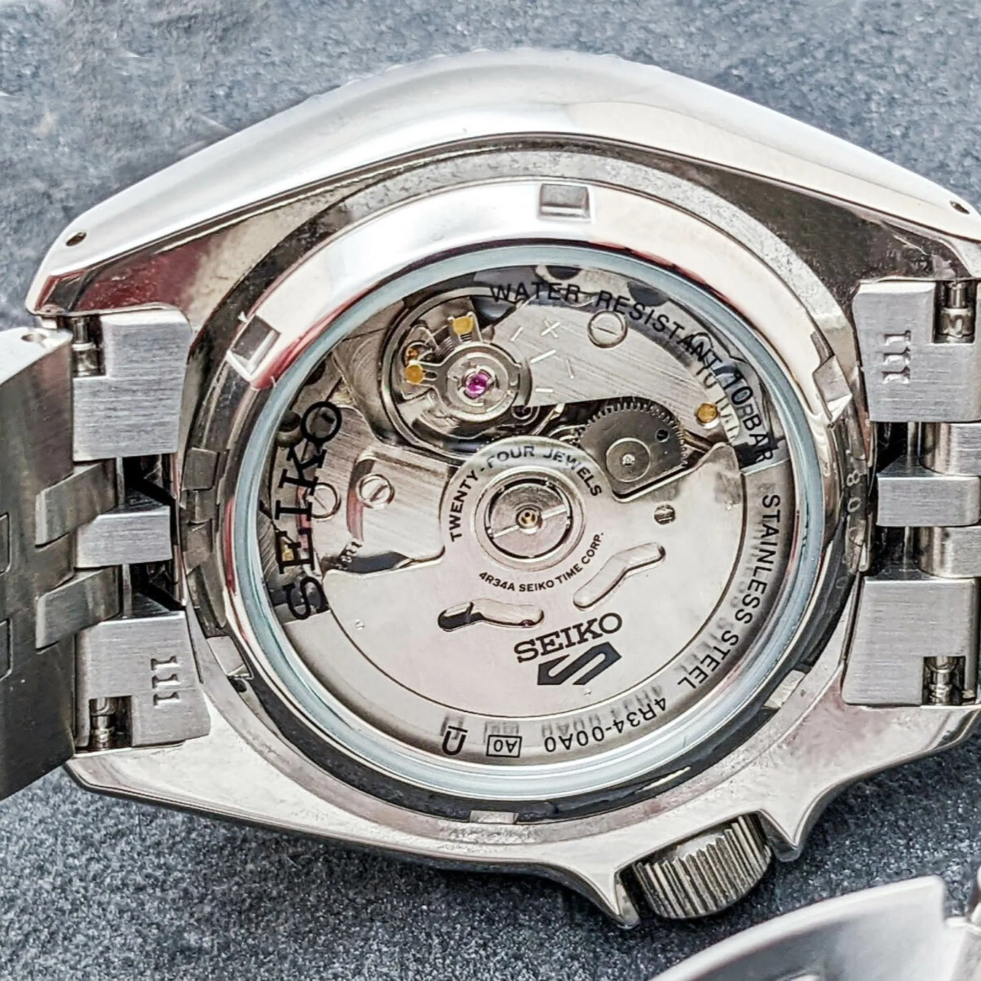 Seiko 5 Sports GMT WatchNation Exclusive 'Mikan Orange Dial SKX Re-Interpretation Men's Watch SSK005K1 - Image 5