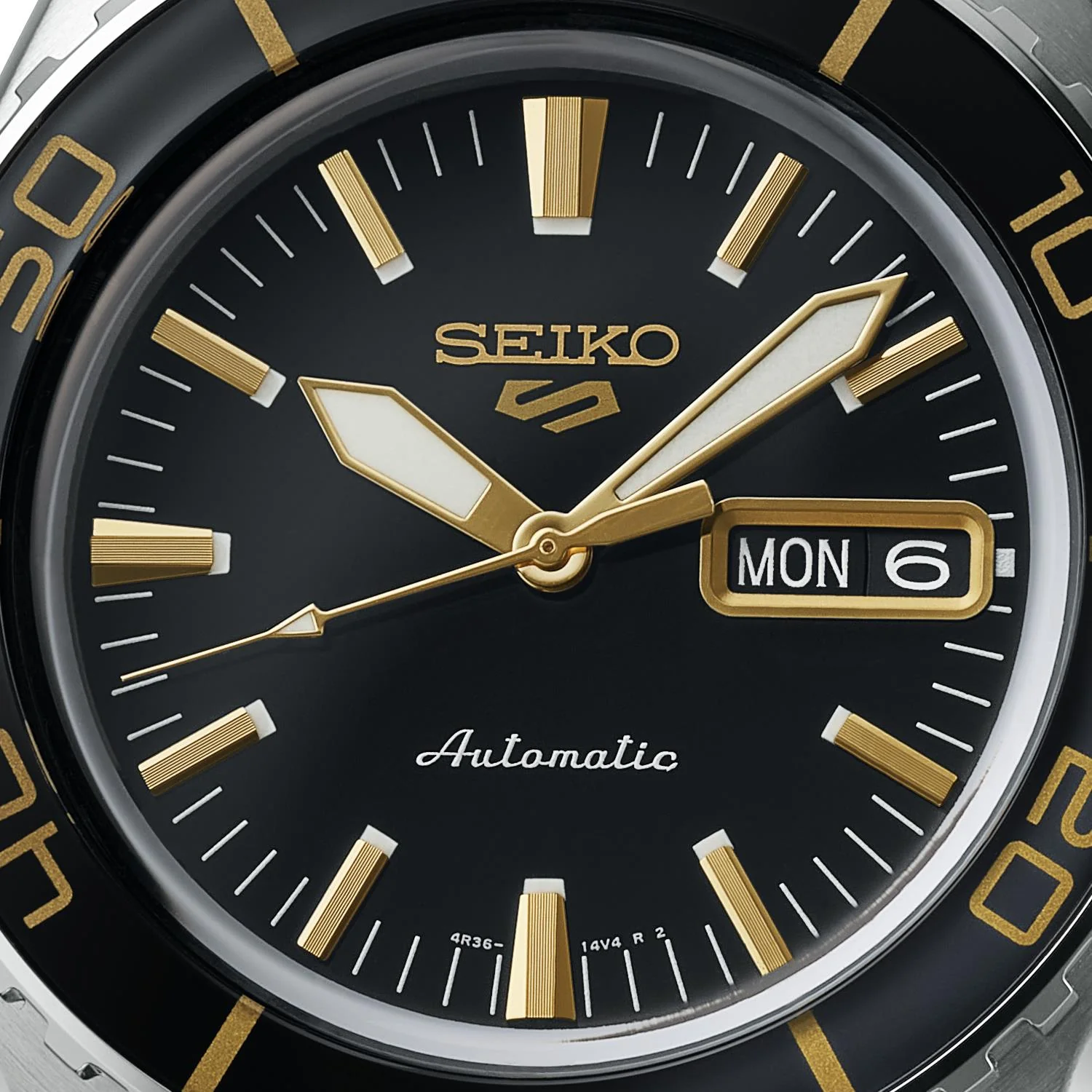 Seiko 5 Sports SKX Blacktone Redux Automatic Black Dial Stainless Steel Bracelet Men's Watch SRPK99K1 - Image 2
