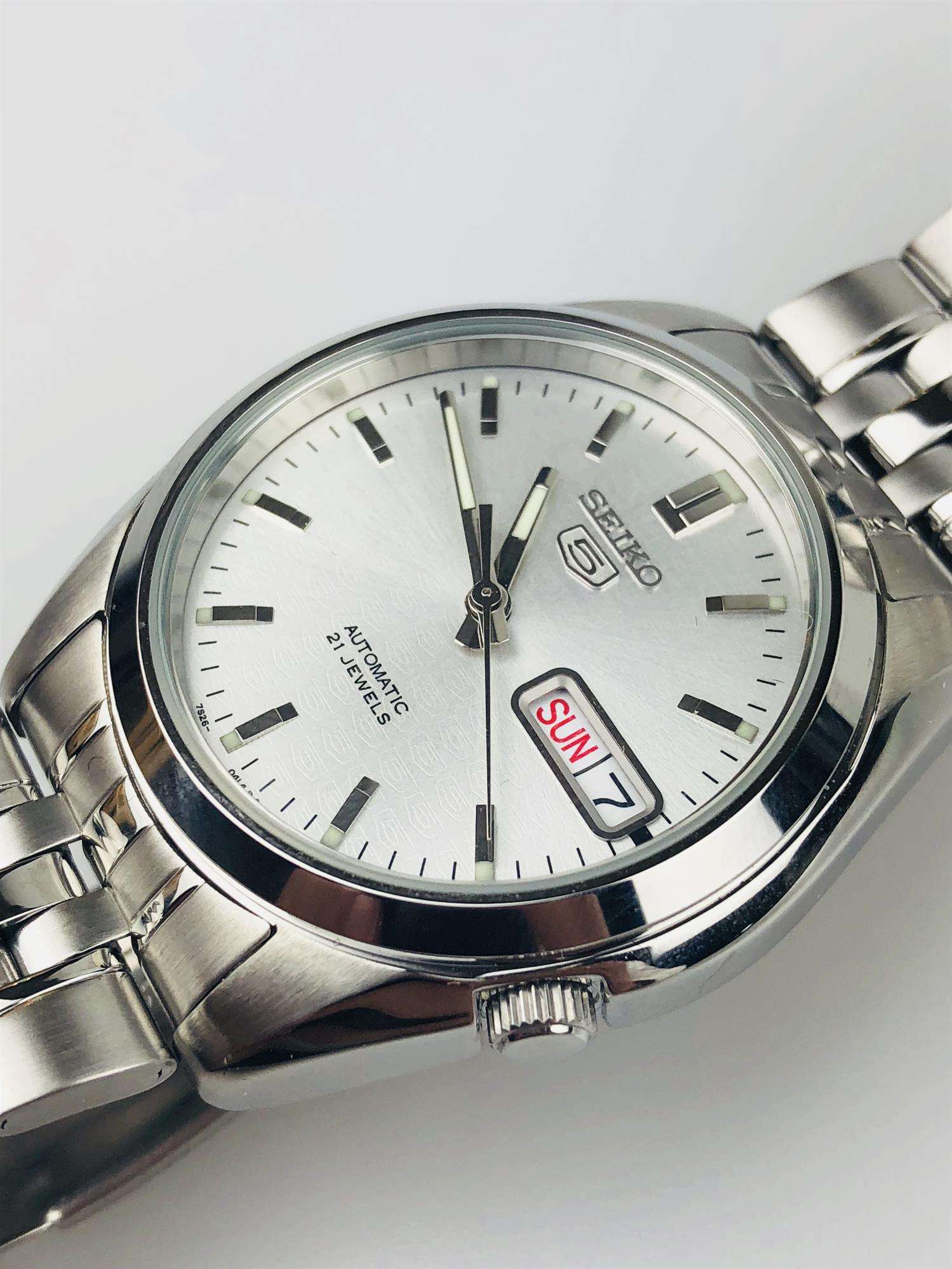 Seiko 5 Automatic Silver Dial Stainless Steel Men's Watch SNK355K1 - Image 4