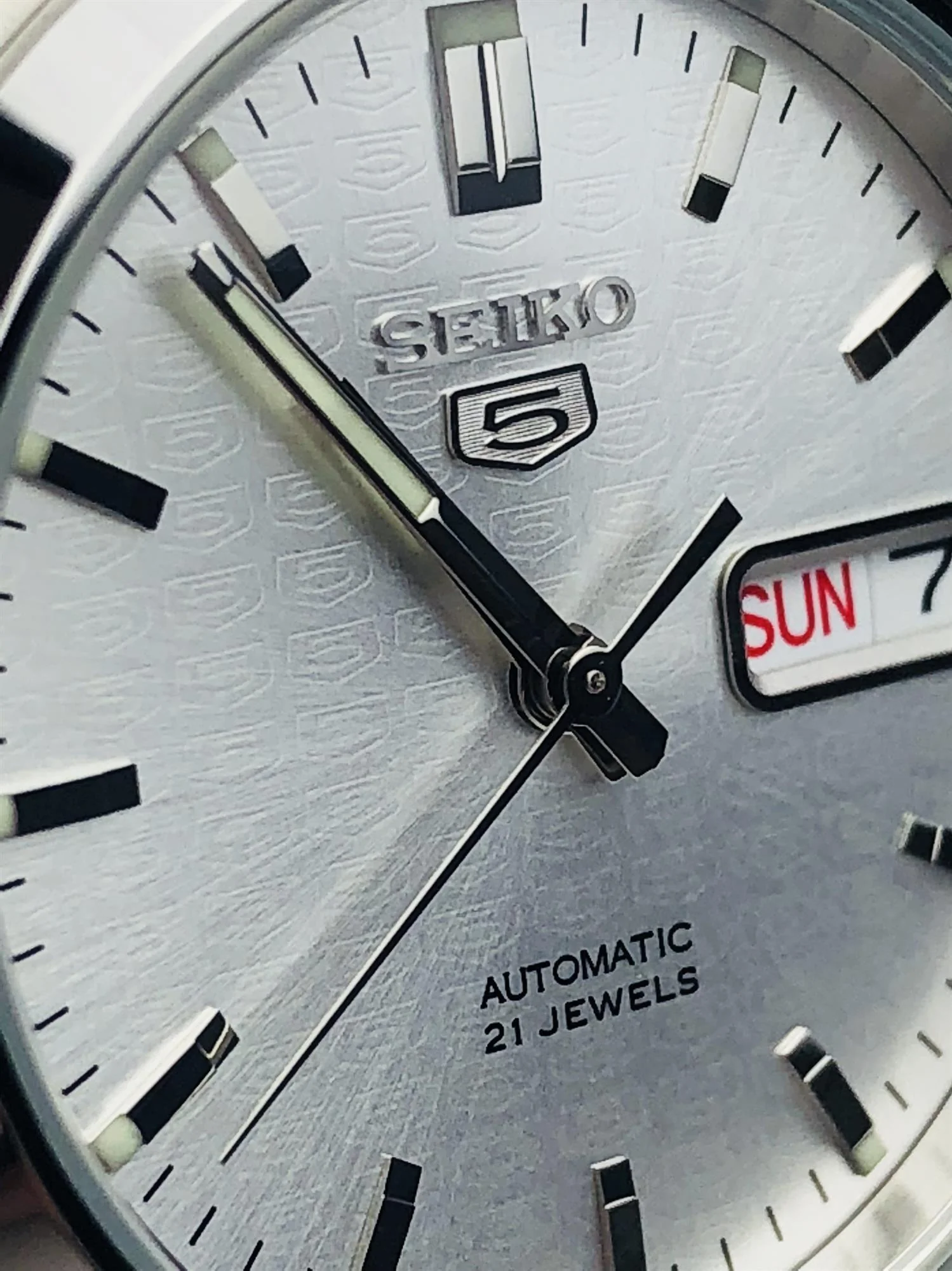 Seiko 5 Automatic Silver Dial Stainless Steel Men's Watch SNK355K1 - Image 7