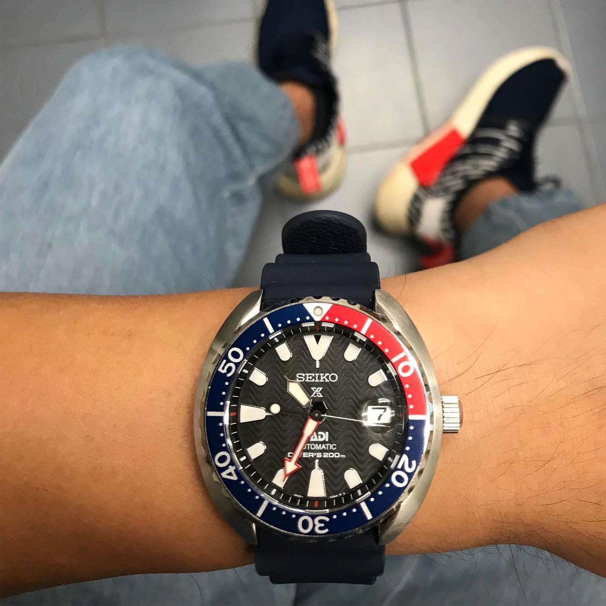 Seiko Prospex Sea PADI Automatic 'Pepsi Bezel' Mini Turtle Divers Black Dial Men's Watch SRPC41K1 RRP £399 - Image 8