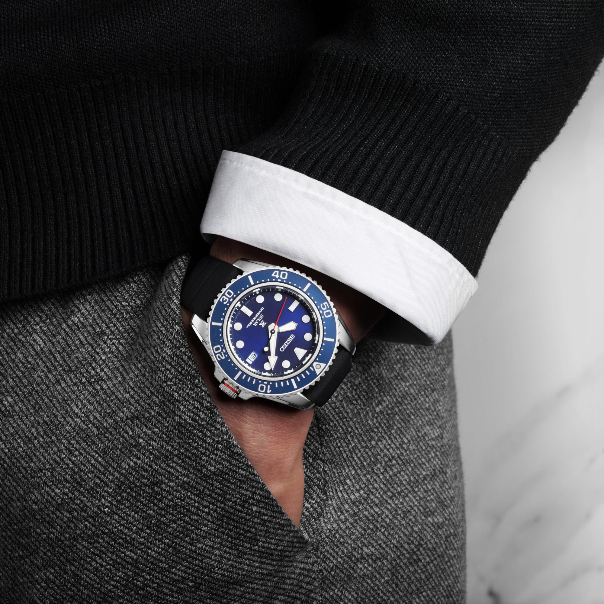 Seiko Prospex Compact Solar Diver Blue Dial Rubber Strap Men's Watch SNE593P1 - Image 4