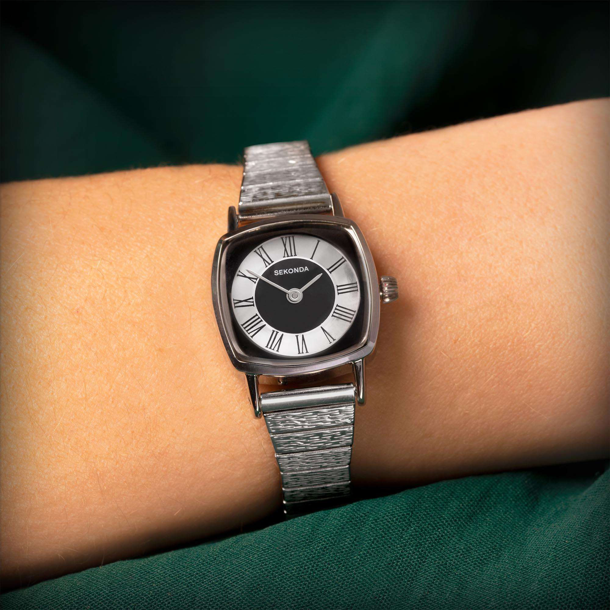 Sekonda Quartz Black Dial Stainless Steel Expander Bracelet Ladies Watch 40359 - Image 6