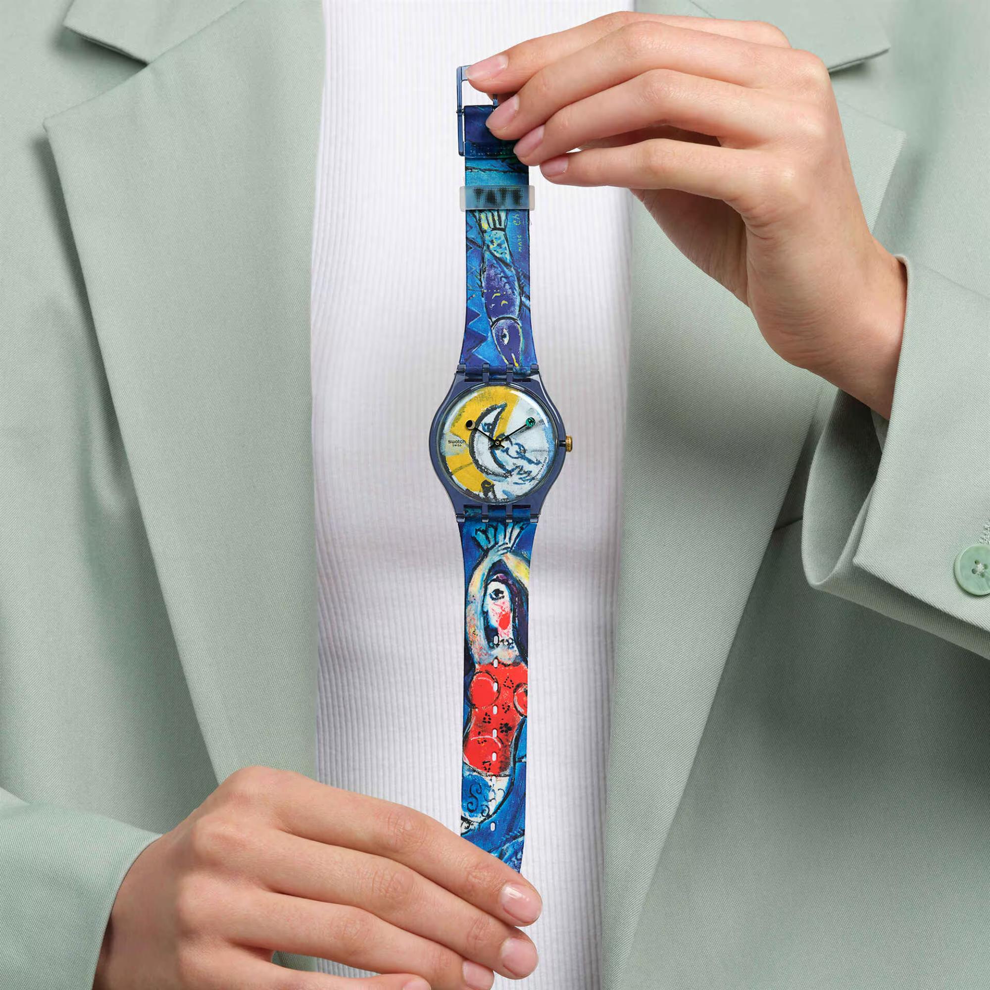 Swatch Chagall's Blue Circus Blue Dial Silicone Strap Unisex Watch SUOZ365C - Image 5