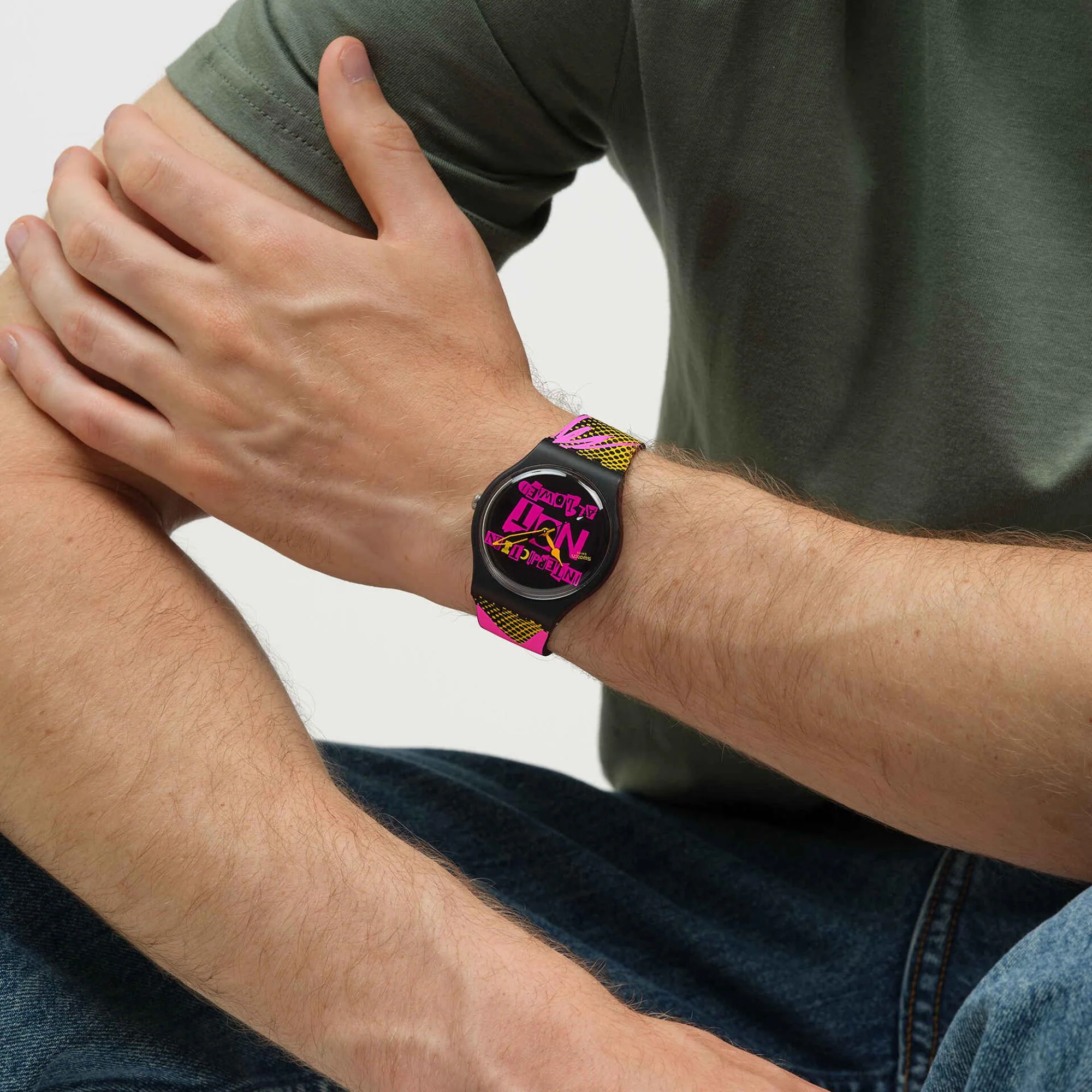 Swatch No Rules Distort Mode Black Dial Silicone Strap Unisex Casual Watch SO32B121 - Image 5