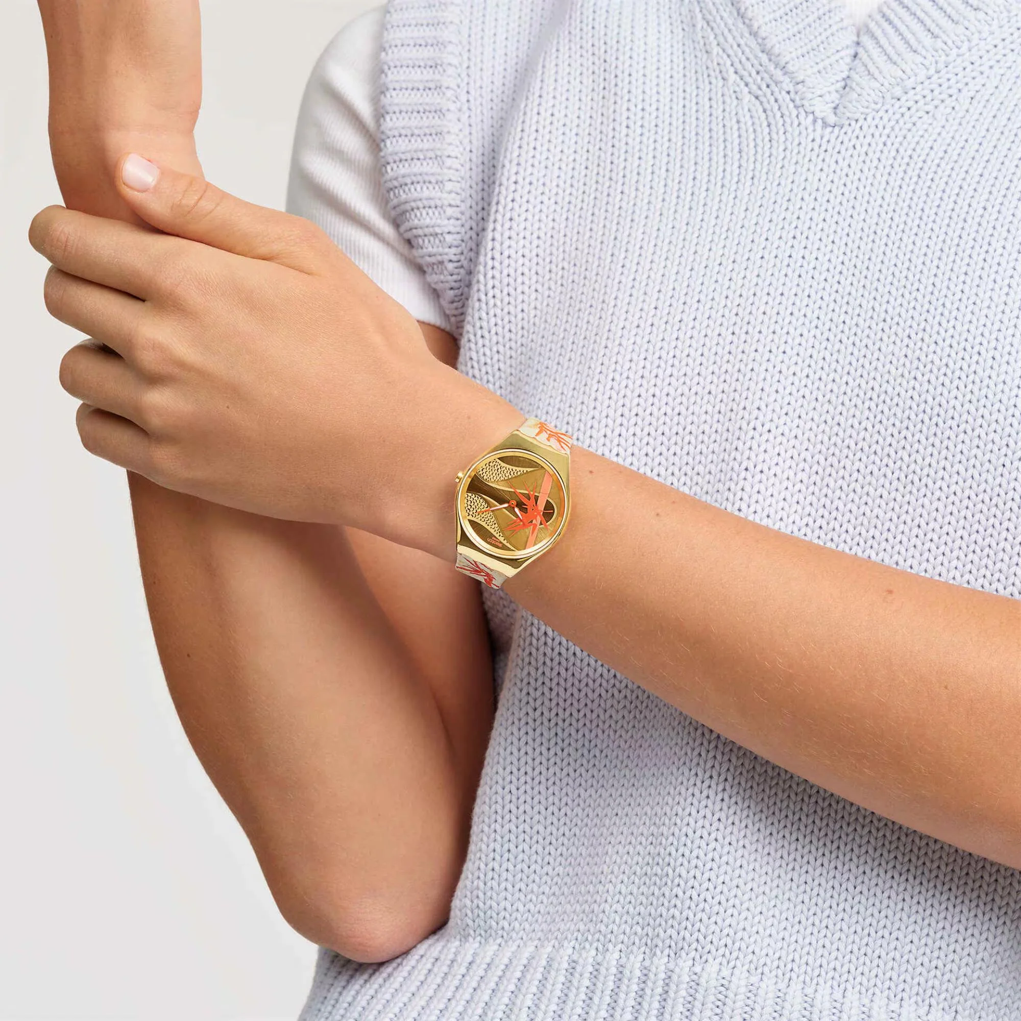 Swatch SKIN Golden Red Bamboo Yellow Dial Textile/Leather Strap Unisex Watch SYXZ105 - Image 3