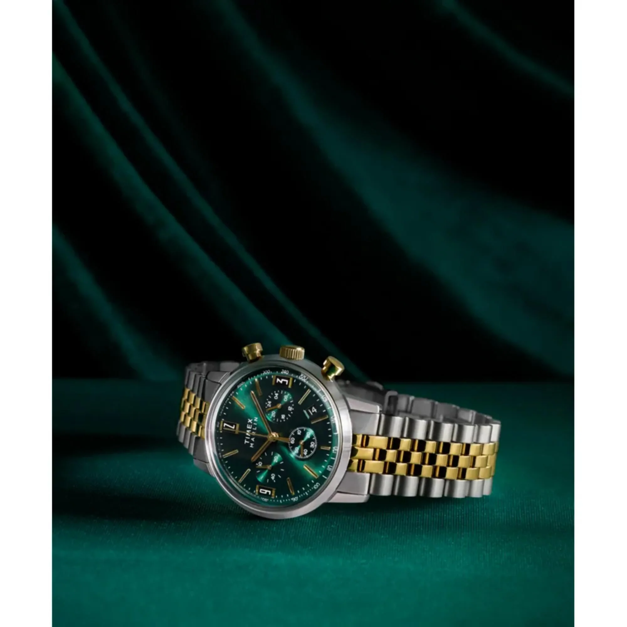 Timex Marlin Quartz Chronograph Green Dial Steel Strap Men’s Watch TW2W60000 - Image 5
