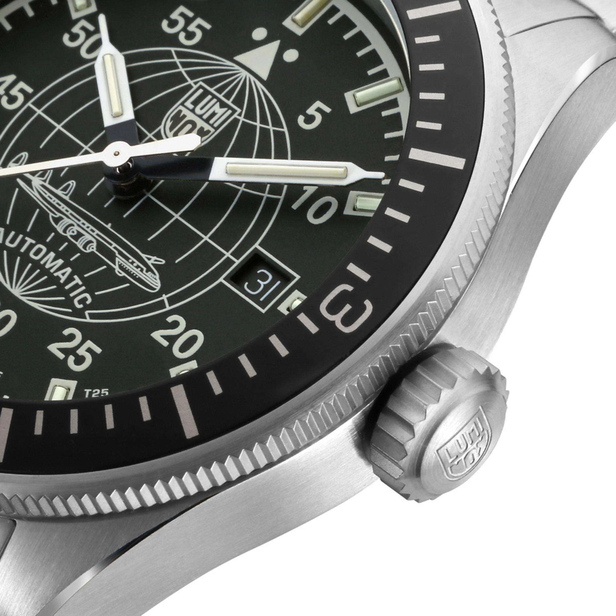 Luminox Constellation 9600 Series Black Dial Stainless Steel Bracelet Men's Watch XA.9601.M - Image 4